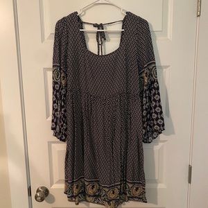 Altar’d State Boho split sleeve dress
